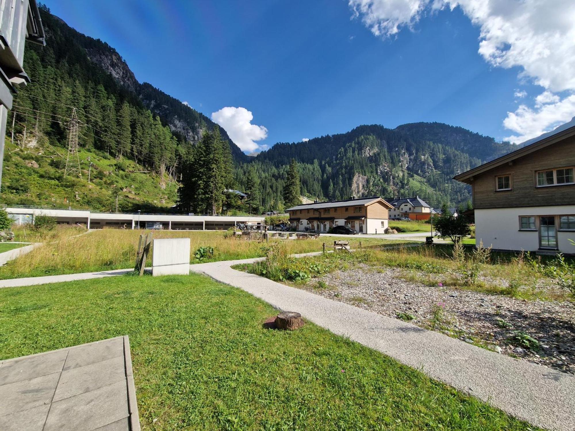 Tauerndorf Enzingerboden Ski In&Out - Steinbock Lodges Екстер'єр фото