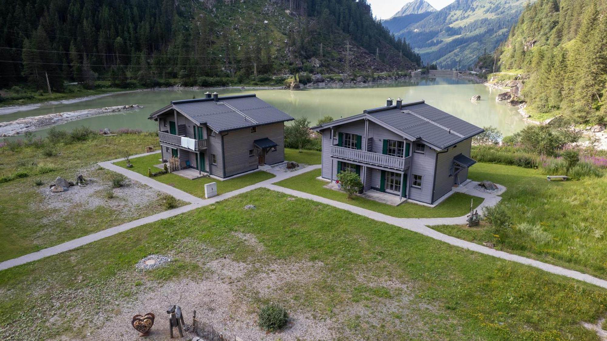 Tauerndorf Enzingerboden Ski In&Out - Steinbock Lodges Екстер'єр фото